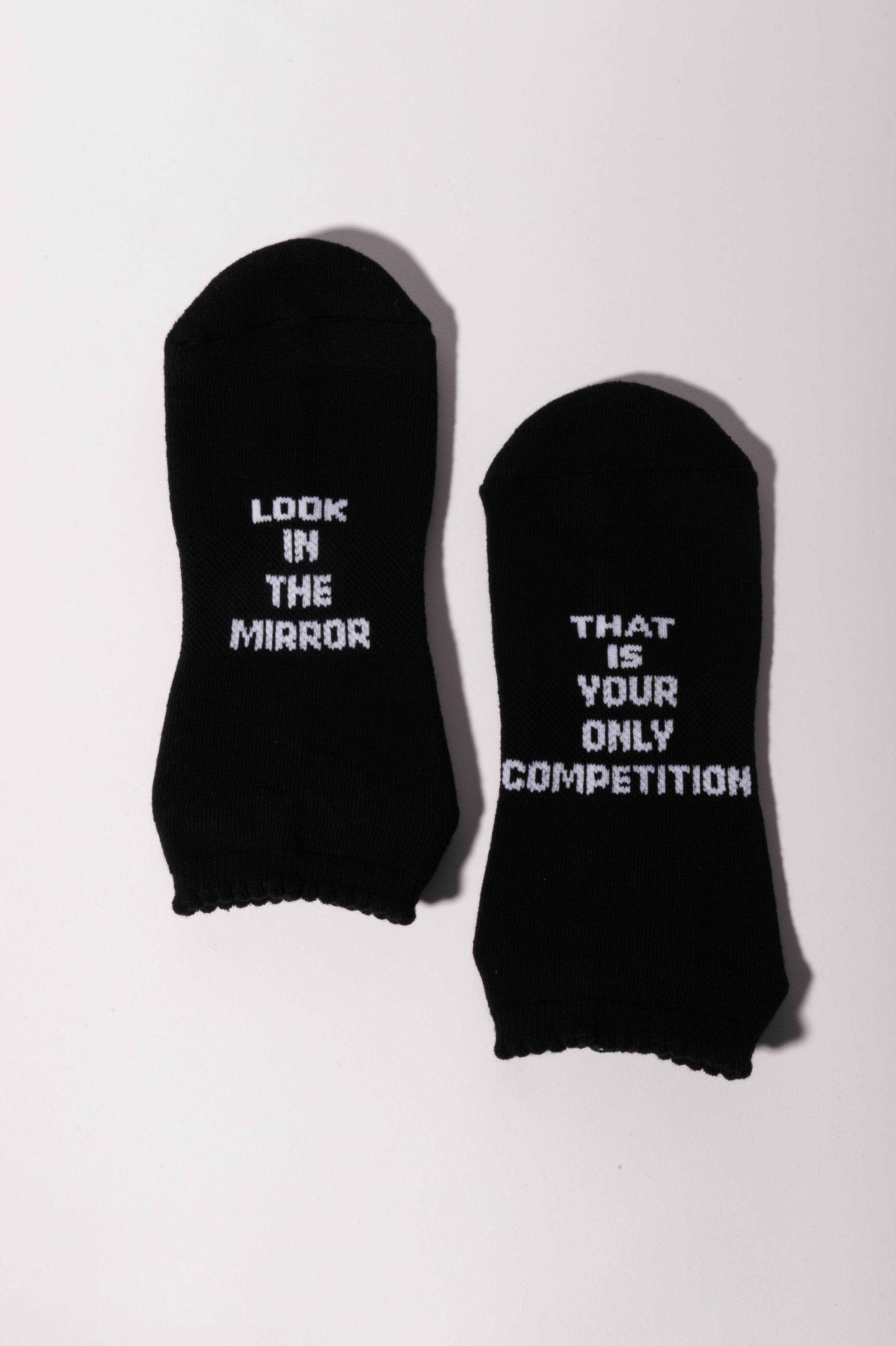 Minimalist Studio Grip Socks